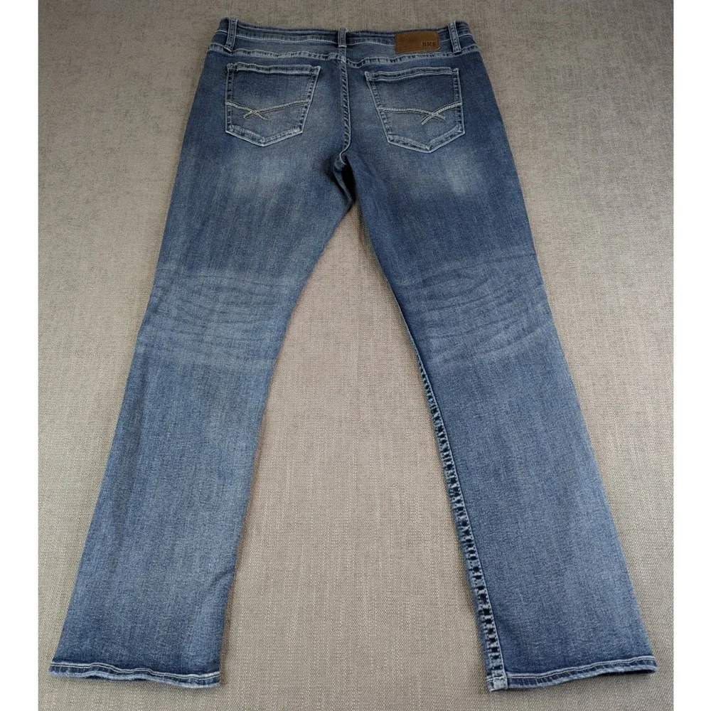 BKE Jeans Mens 38x32 (36x31) Blue Jake Straight Medium Wash Whiskered Denim Pant